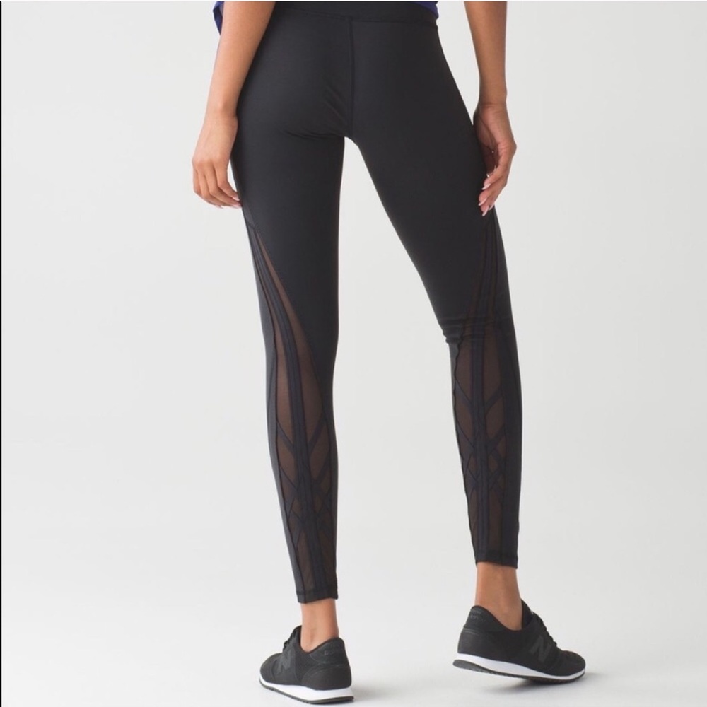 Lululemon Essential Rhythm legging- BLACK